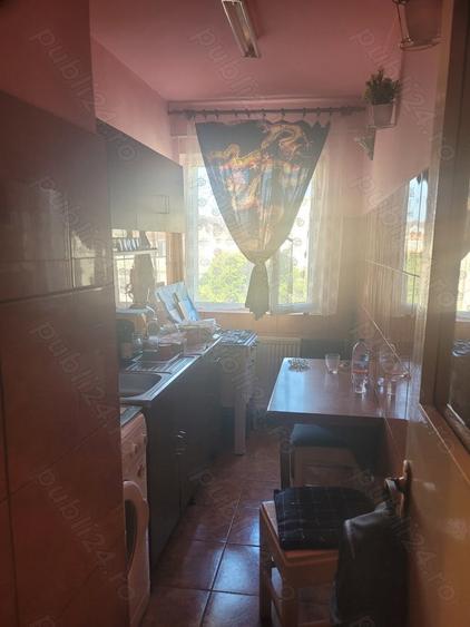 Proprietar vand apartament 2 camere zona . Girocului Judetean - 5