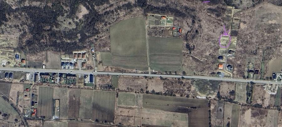 REPREZENATRE EXCLUSIVĂ! Teren intravilan construcții, zonă superbă, Livezeni. - 1