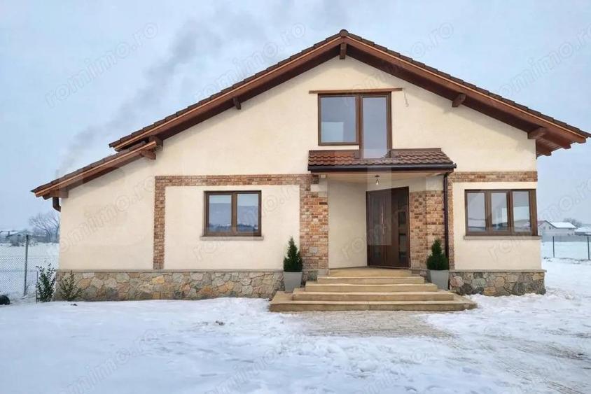 Casa individuala,4 dormitoare,teren 611 mp,Vintu de Jos - 7
