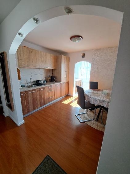 Apartament modern 2 camere,renovat,amplasare foarte buna - 10