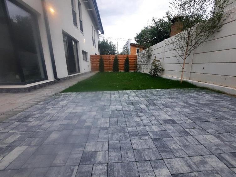 Fara Comision in Complex Rezidential casa cu 5 camere 3 bai P+1+M la cheie sect1 - 16