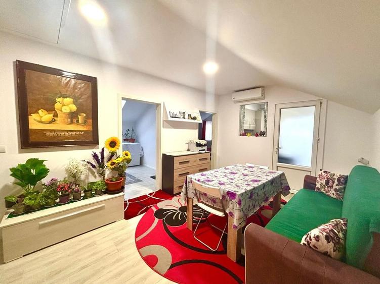 Apartament 3 camere, mobilat - 800e/ mp -Sanmihaiu Roman Comision 0% - 1