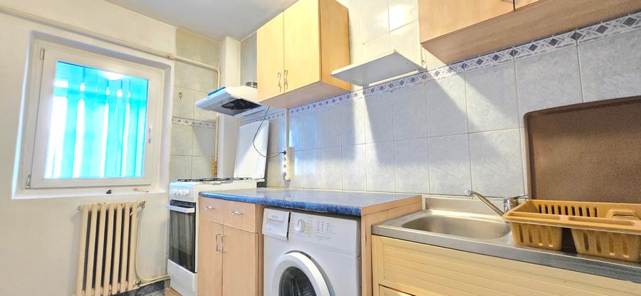 Apartament 1 camera decomandat, etaj 1/4, centrala, balcon inchis, geam la baie - 8