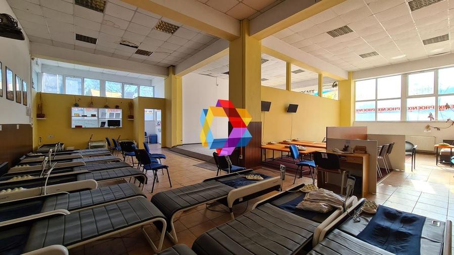 Spatiu comercial - 267 mp # PLUS Spatii comerciale - 2
