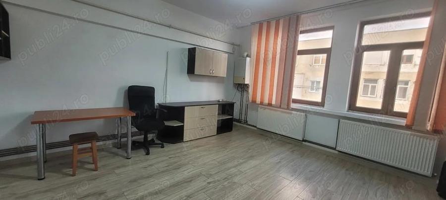 Cel mai mic pret pentru cea mai mare garsoniera - 10