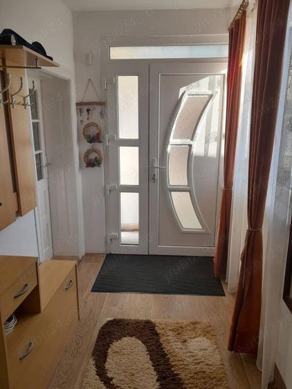 Casa de vanzare + teren - 8