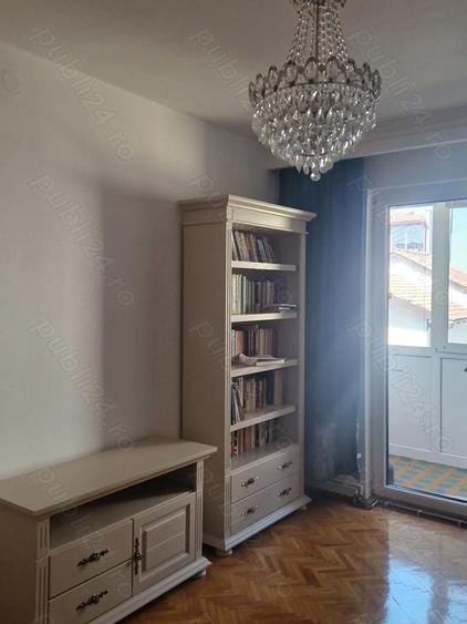 De inchiriat apartament 4 camere - 2