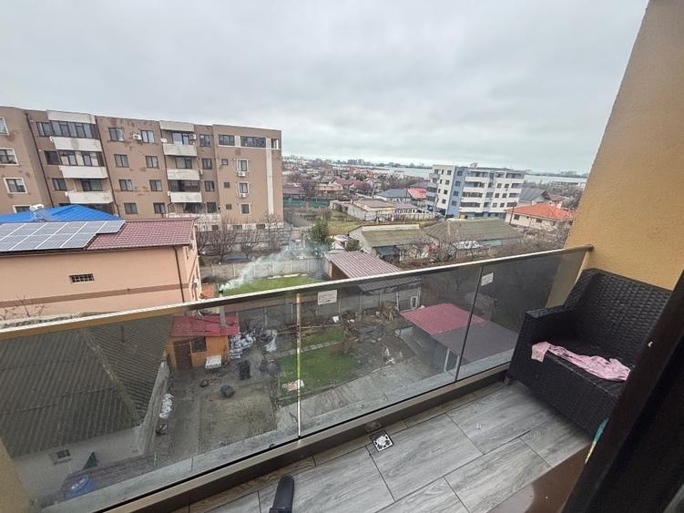 Apaetament 3 camere palazu mae - 12