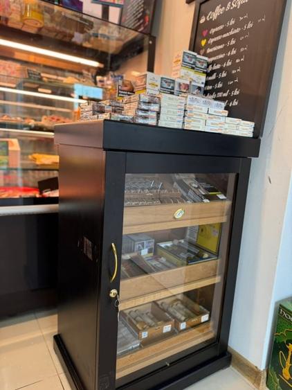 Afacere la cheie – Magazin de tabac + Cofetărie cu laborator propriu, de vânzare - 8