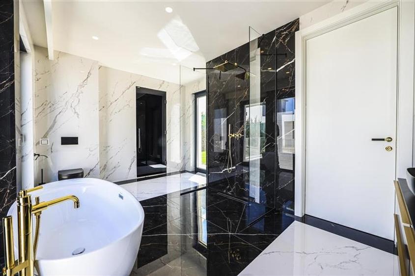 Vila de lux | acces la piscina si facilitati premium | Borhanci - 36