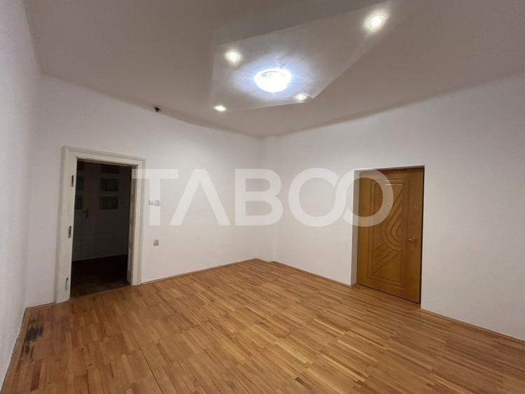 Apartament de vanzare cu 5 camere garaj zona Central din Sibiu - 4