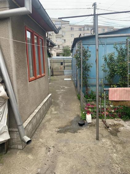 Casa spa?ioasa de inchiriat 4 camere, curte proprie Constan?a (str. ?erban Voda) - 5