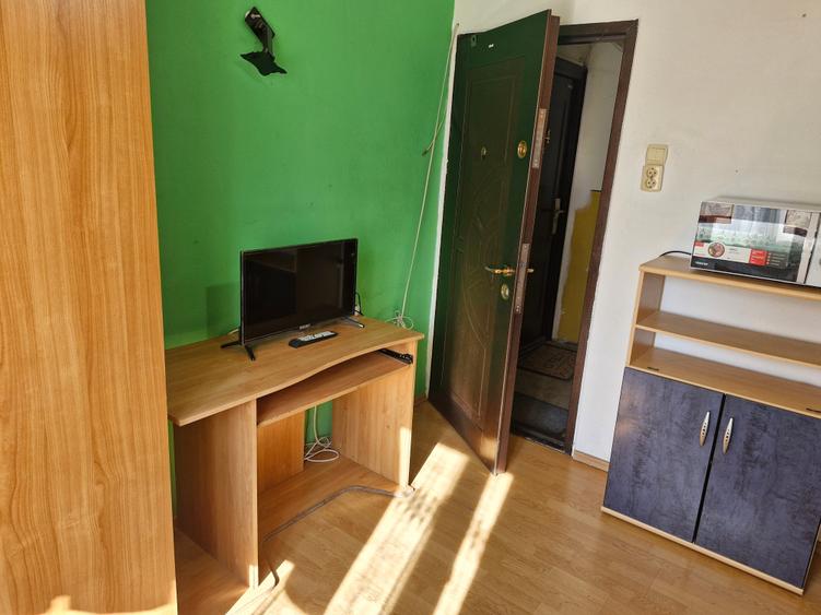 Soarelui-pe lângă  Școala gen.30 - 5