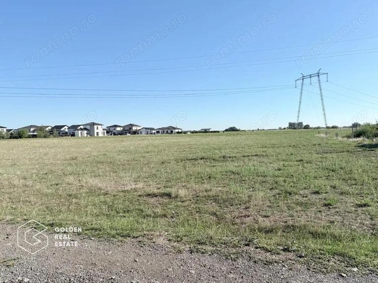 Teren intravilan langa Westfield, 2 parcele - 1