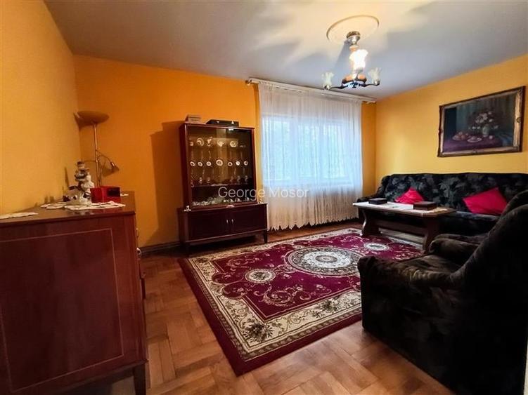 Apartament decomandat,zona de interes, potential ridicat,Calea Bucuresti,Astra,B Apartament decomandat,zona de interes, potential ridicat,Calea Bucuresti,Astra,B
