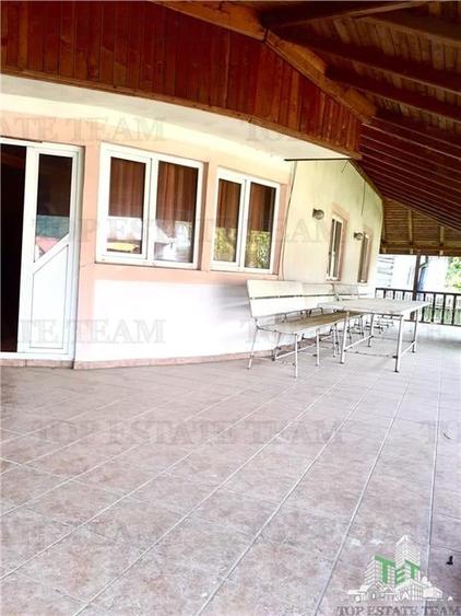 VIla 5 camere + casa rustica 4 camere, teren 5699 mp, ideal pentru investie turi - 2