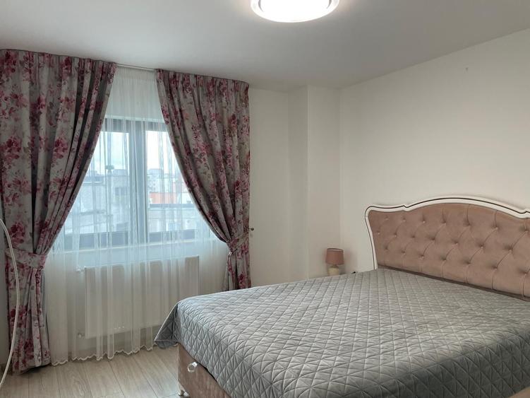 Apartament cu 2 camere decomandat în Periferie