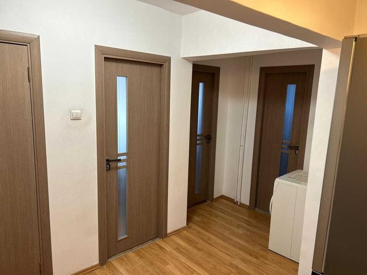 Apartament cu 2 camere decomandat, mobilat în Mărăști