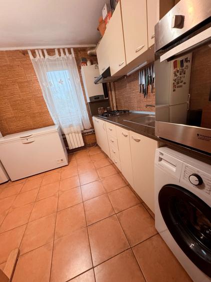 Persoana fizica ,apartament 3 camere foarte luminos si mare ,70mp renovat - 3