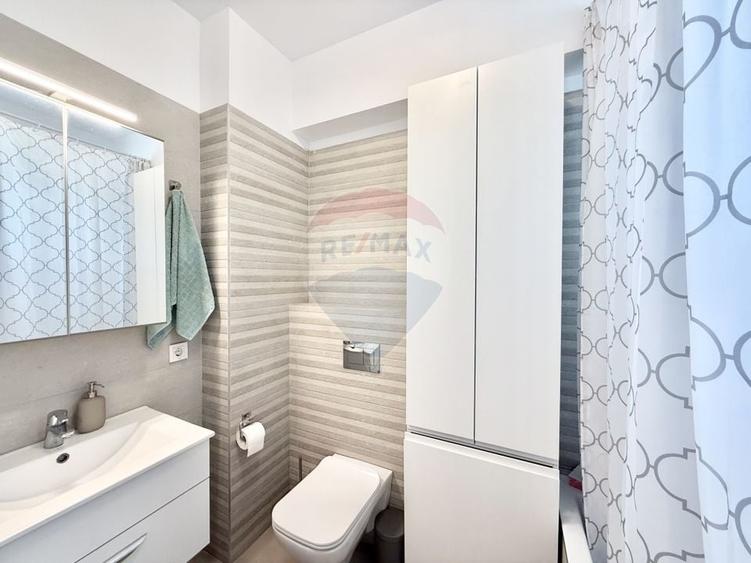 Apartament cu 3 camere decomandat, mobilat în Pipera