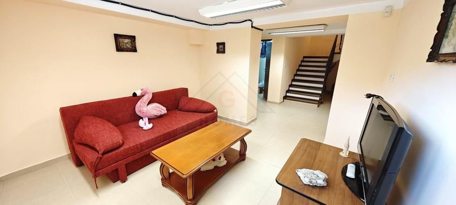 Casa mare. Posibil si clinica, camin batrani, invatamant, sediu firma. - 30