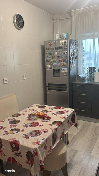 Proprietar inchiriez apartament 3 camere decomandat, renovat complet - 16