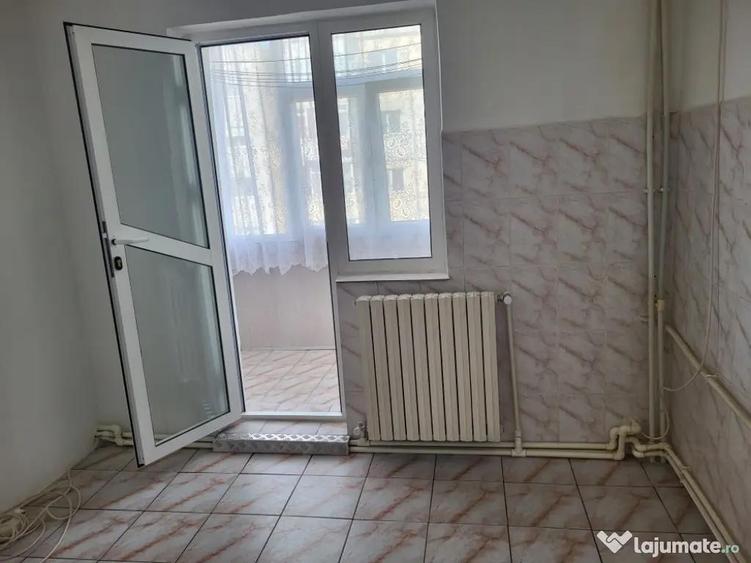 Constanta Vand apartament 2 camere zona Liceul Agroalimentar - 1