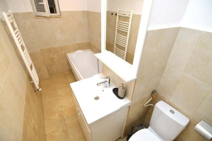 INCHIRIERE APARTAMENT 3 CAMERE UNIRII - CASA POPORULUI - 28