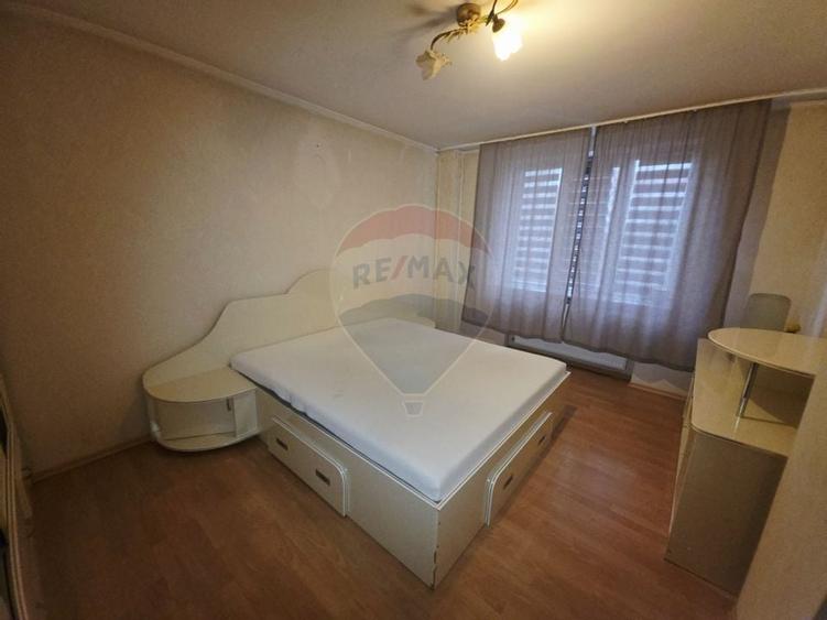 Apartament cu 4 camere de vânzare în zona Calea Romanului - 3