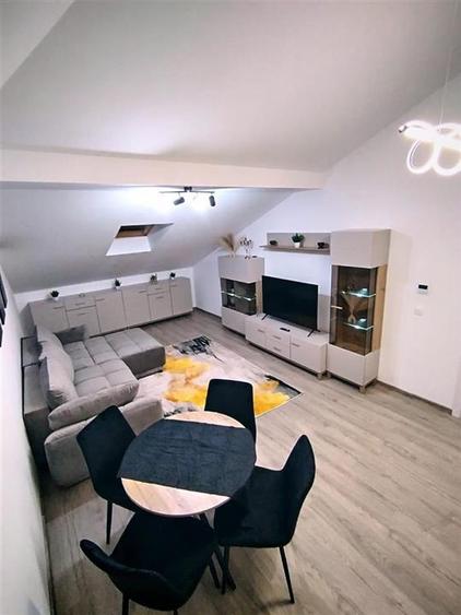 Apartament 3 camere decomandat, Parcare inclusa, Zona Tractorul, Brasovul - 2