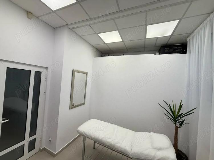 Camera Cosmetica-Masaj-Lash Luminoasa Dotata Tatarasi -Oancea - 5