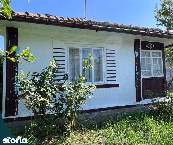 Teren intravilan - 1.248 mp + casa batraneasca 60 - 7