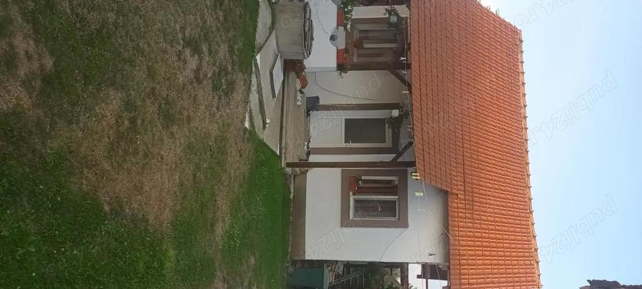 Vand sau schimb casa cu apartament in Valcea - 3