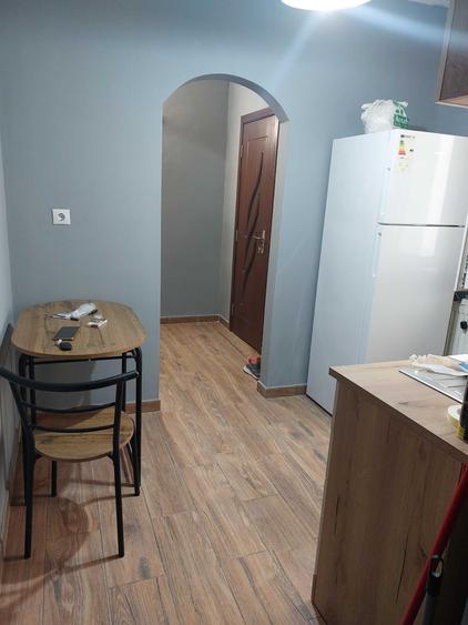 Apartament cu 2 camere decomandat în Traian