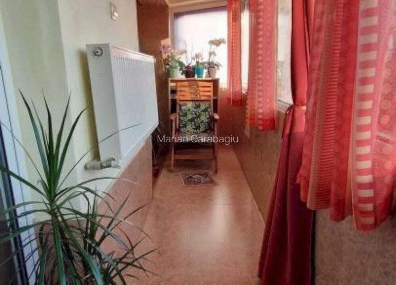De vanzare Apartament 3 camere Gorjului
