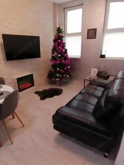 Inchiriez apartament 2 camere,parcare inclusa,Valea Ceta?ii - 4