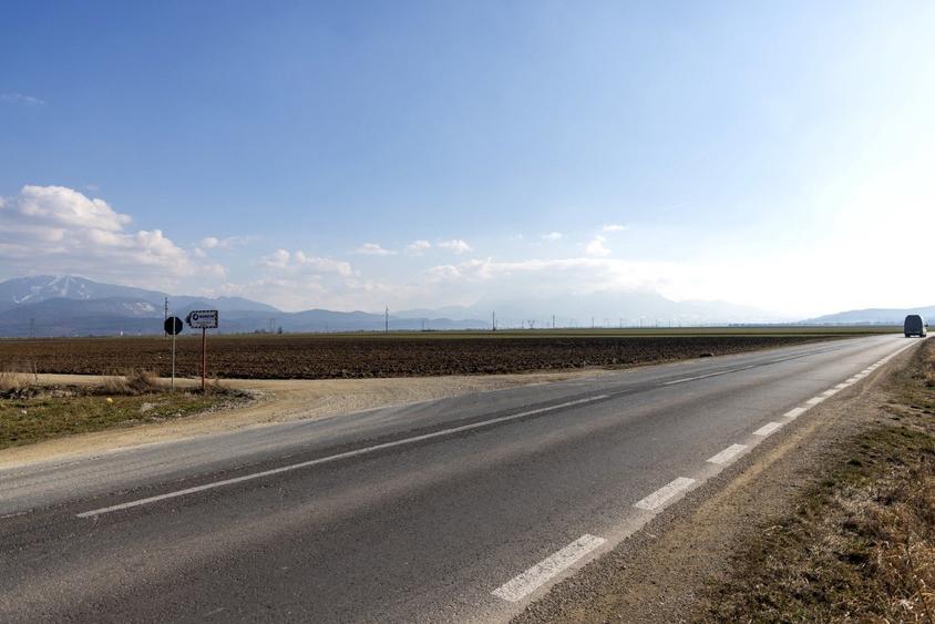 Teren extravilan arabil 19239mp Vulcan spre Codlea - 5