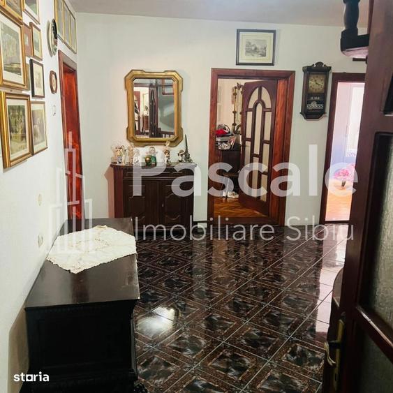 Casa de vanzare in Globu Craiovei la doar 30 km de Baile Herculane! - 4