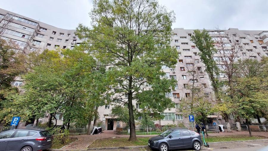 METROU 1 Decembrie la 800m, bloc stradal, reabilitat. - 1