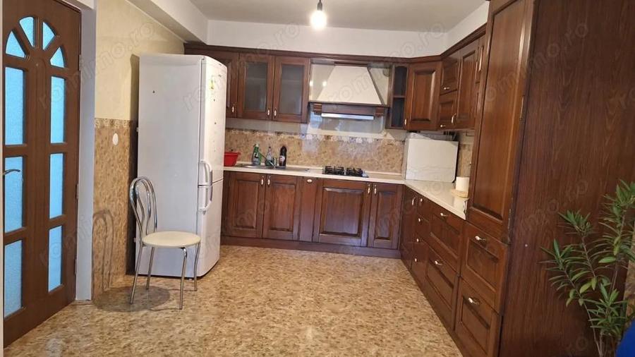 Casa de inchiriat Curtea de Arges - 5