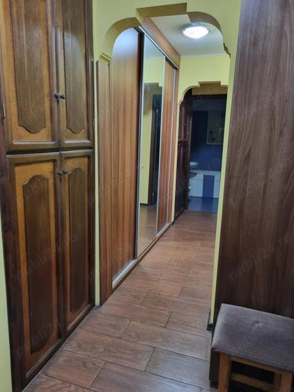 OFER spre inchiriere 3 camere - 6