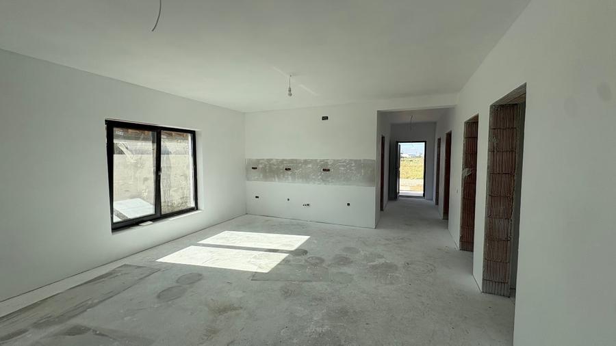 Casa noua parter cu PANOURI FOTOVOLTAICE, teren 553 mp - 12