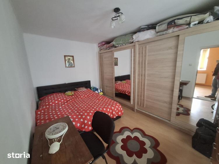 Casă cu 3 camere cu Teren 420 Mp în Mioriței