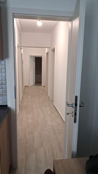 Proprietar inchiriez apartament 4 camere Sector 4 Grand Kristall - 2