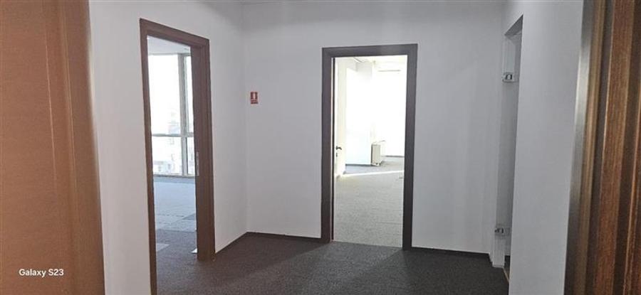 Inchirieri spatii de birouri - pasaj Baneasa de la 132 mp - 24