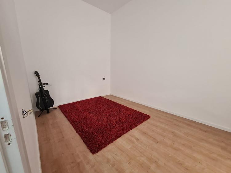 Apartament cu 3 camere decomandat, mobilat în Gară