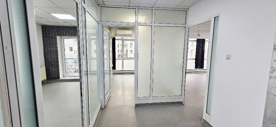 Birou, 236 mp în Domenii
