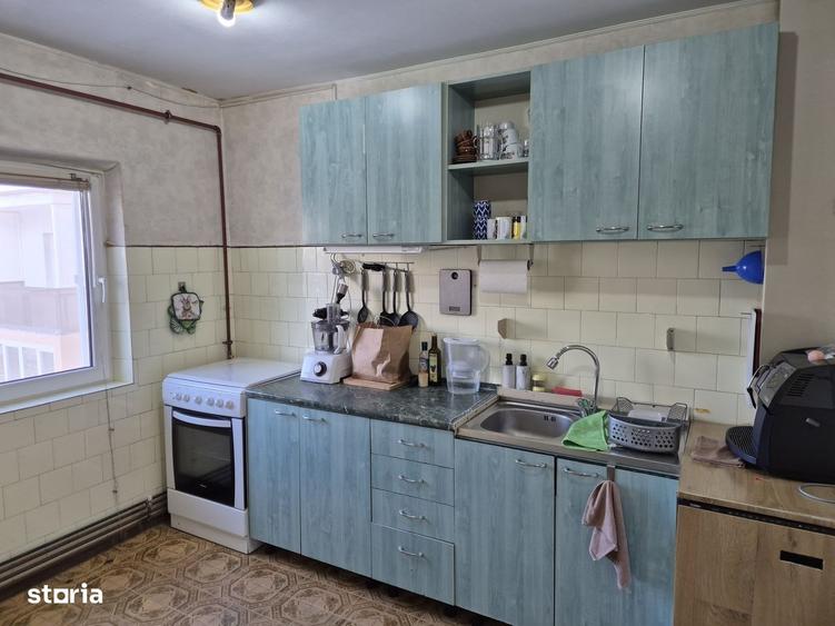 Apartament cu 4 camere decomandat în Malul Mureșului