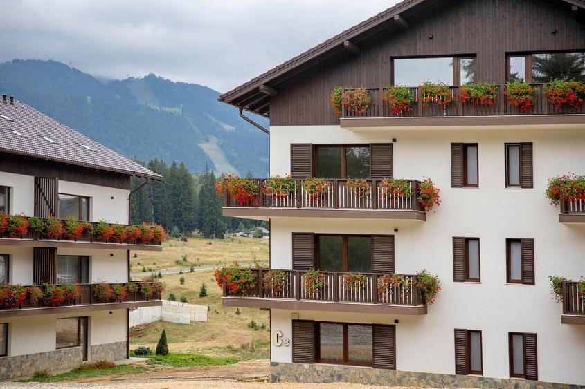 Apartament cu 2 camere decomandat, mobilat în Poiana Brașov