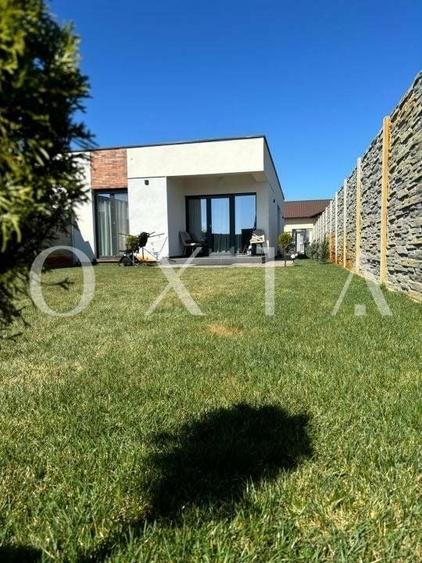 Duplex cu 3 camere cu Canalizare în Moșnița Nouă